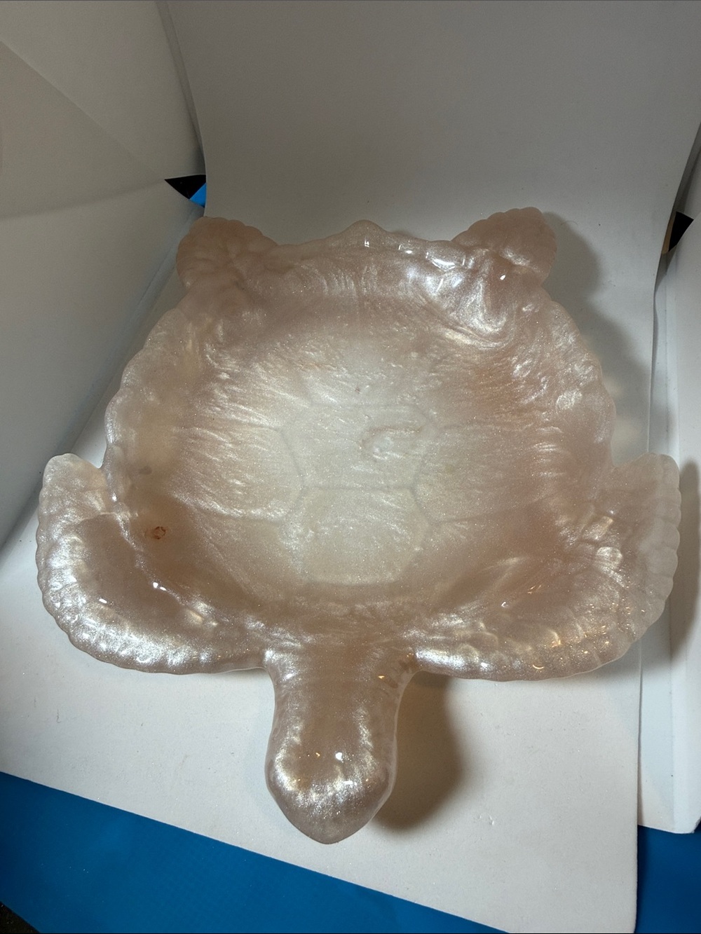 Pearlescent Turtle Resin Reptile Water Dish - Cream